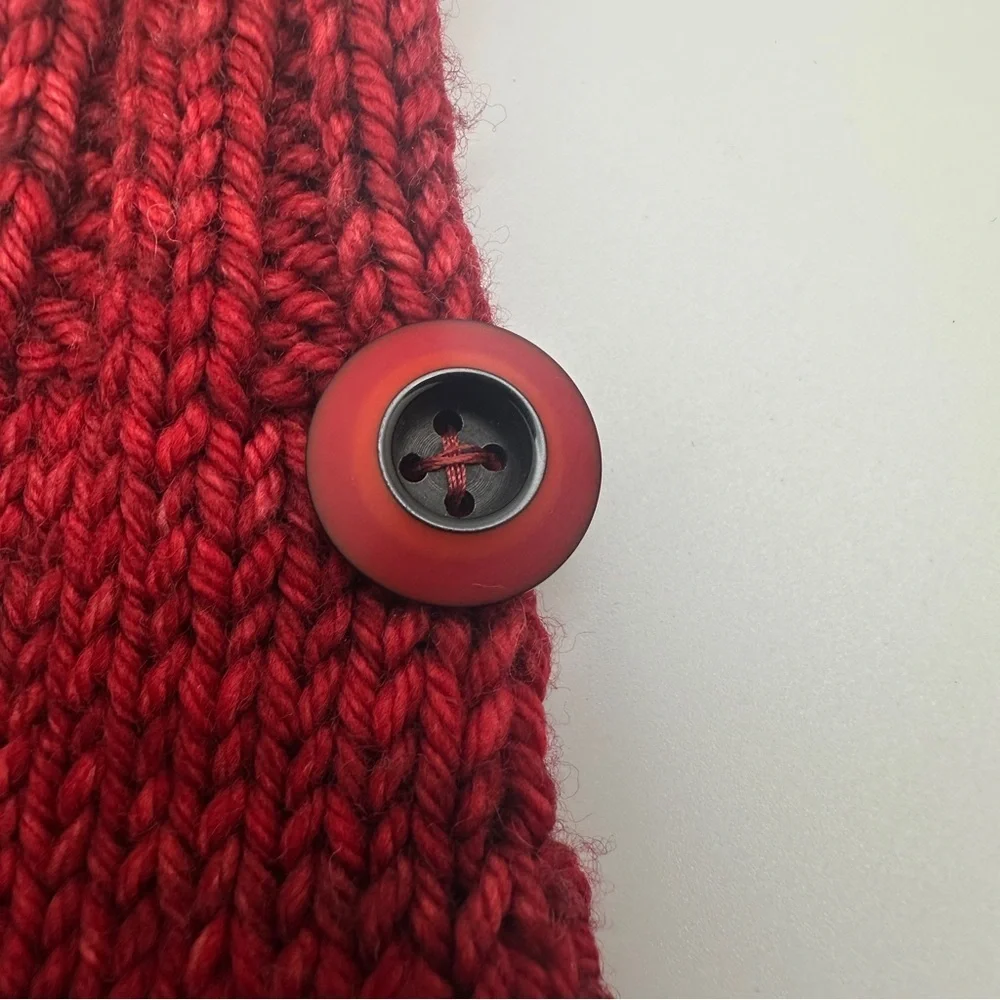 Red Knit Fingerless Gloves with Button